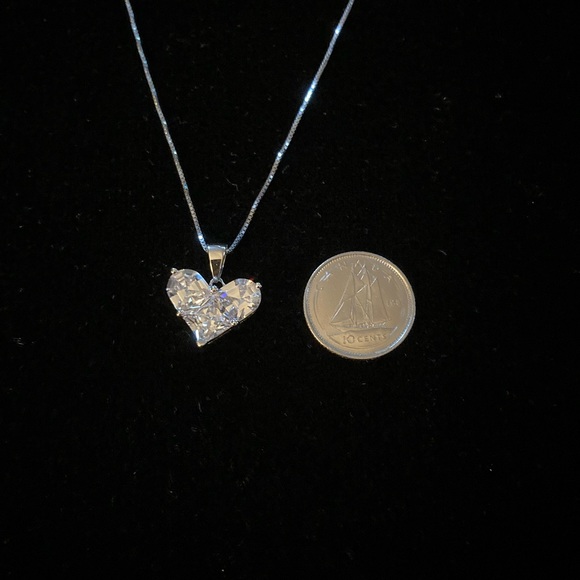 Tocara. Virginie heart shaped necklace. 925s and DiAmi clear stone 17”+2” - Picture 5 of 9